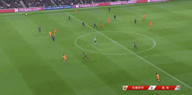 梅西壁纸2018 欧冠:梅西2射2传库鸟皮克破门,巴萨5-1里昂.-8.gif