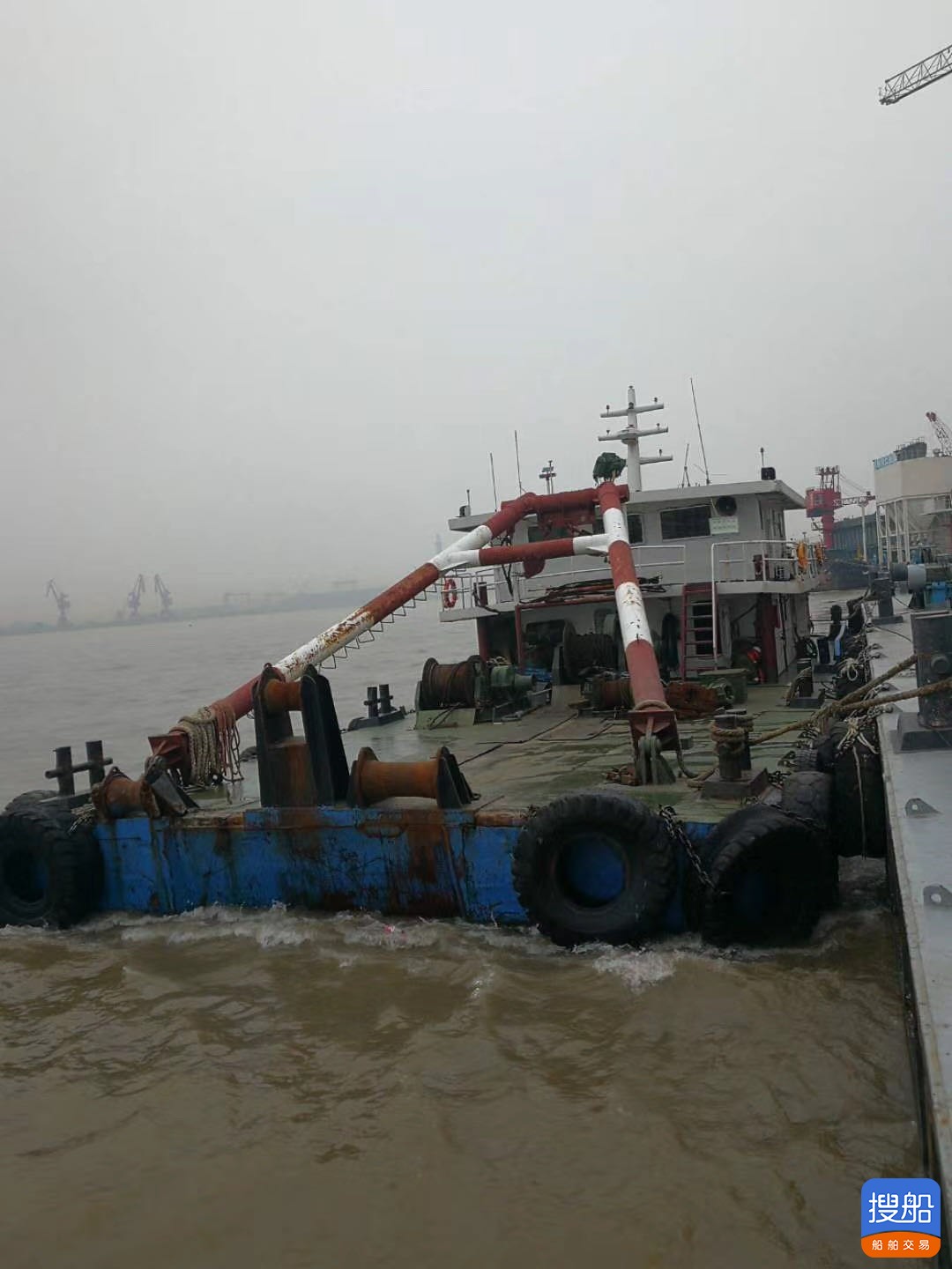 出卖900马力锚艇  喷鼻港-3.jpg