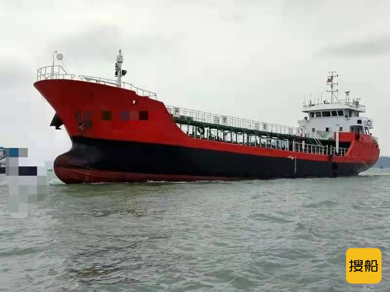 出卖4500吨油船  喷鼻港-2.jpg