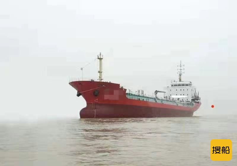 出卖8300吨一级油船  喷鼻港-2.jpg