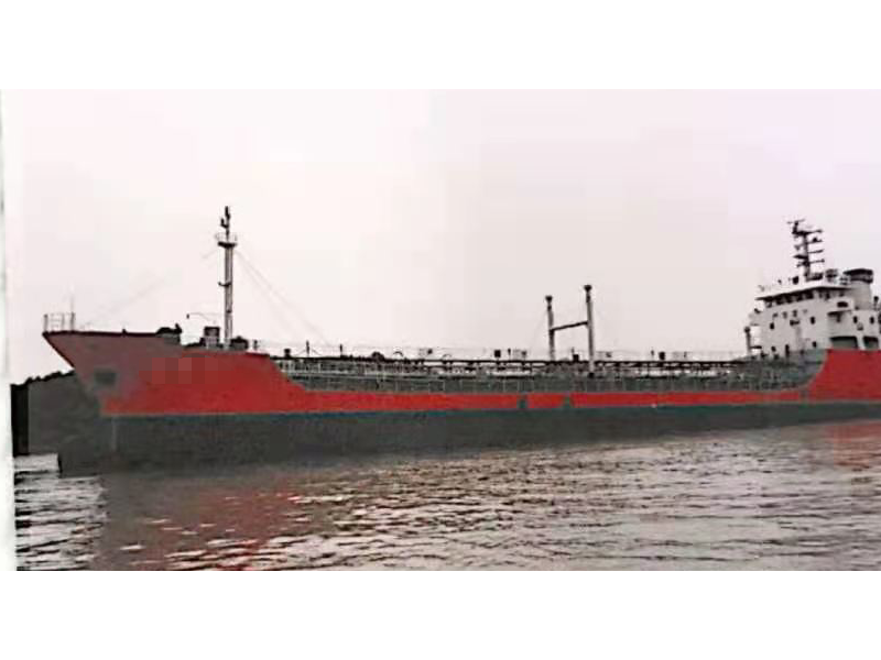 出卖2006年制2300吨内地单底单壳一级油船 广东 深圳市-2.png