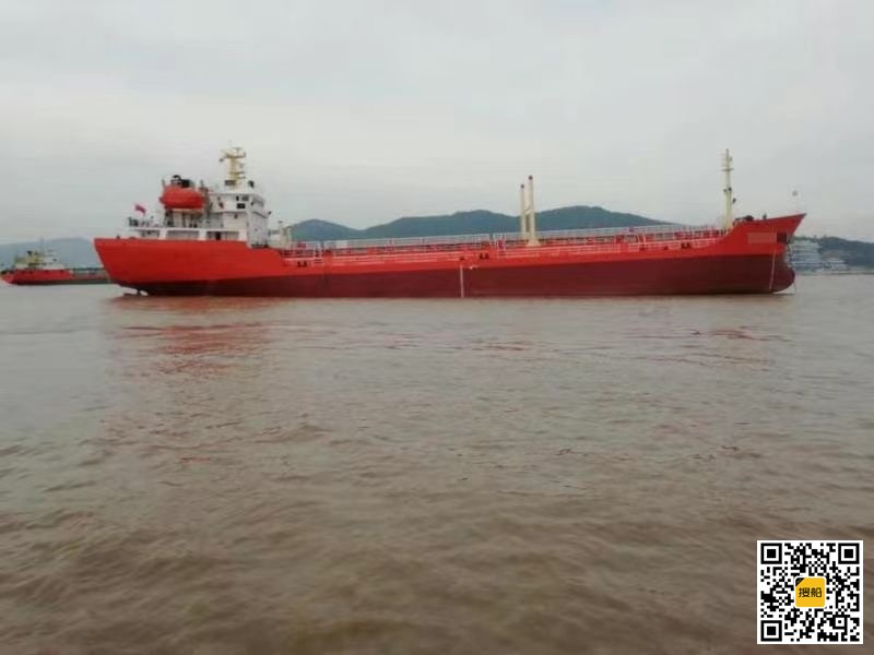 出卖3388吨油船  喷鼻港-2.jpg