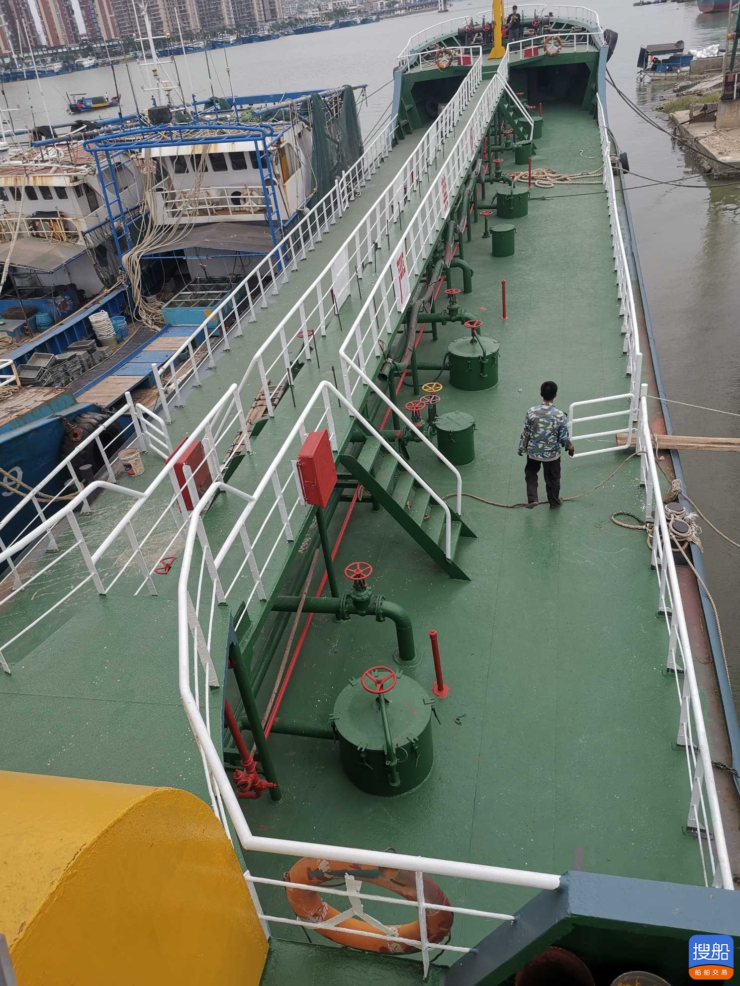 1000吨油船 祸建 宁德市-2.jpg