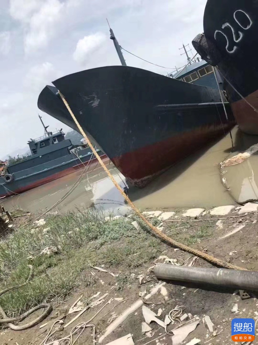 低价出卖180吨油船 祸建 宁德市-4.jpg