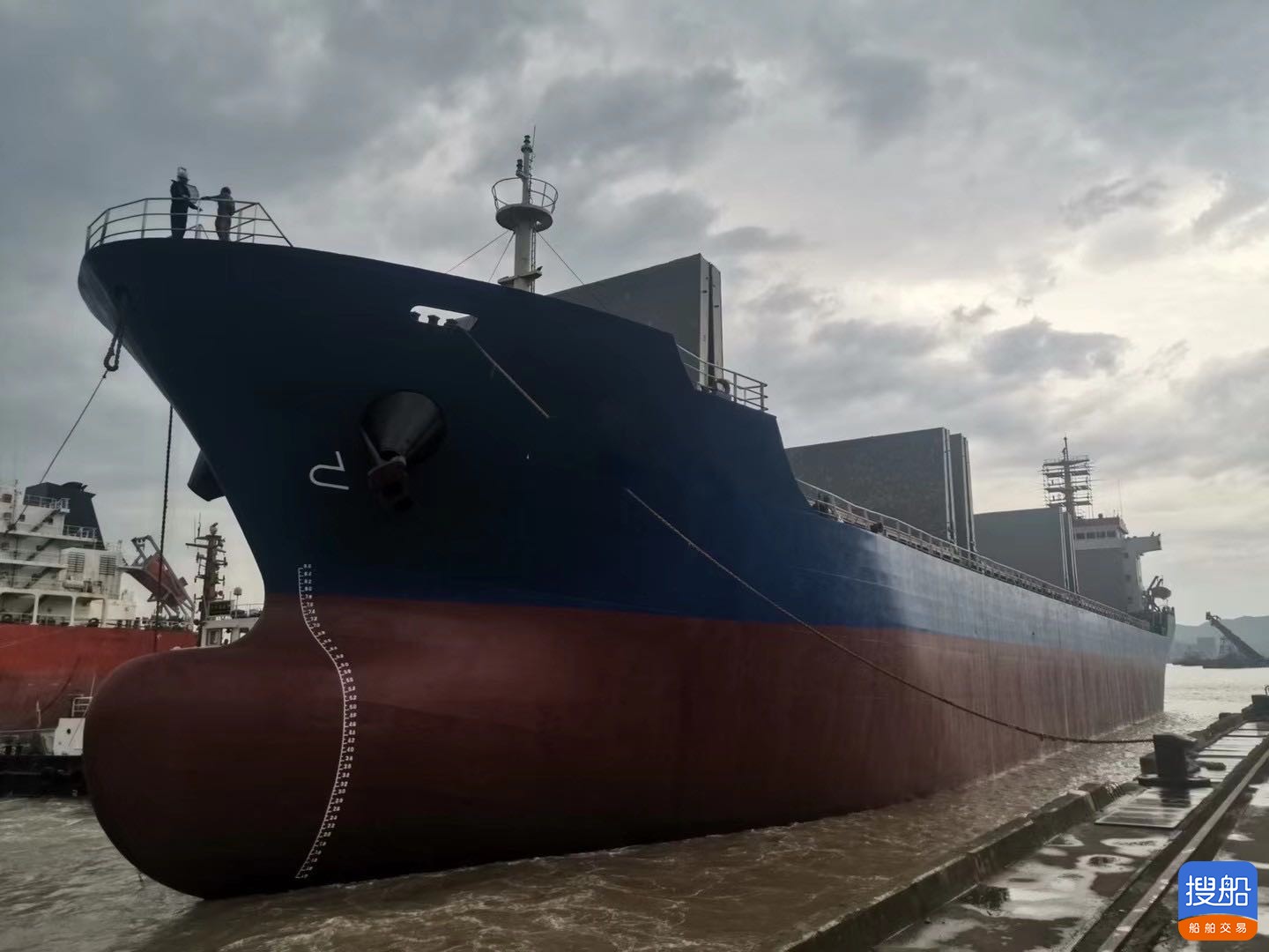 出卖海内CCS磨练13500吨单壳集货船  喷鼻港-2.jpg