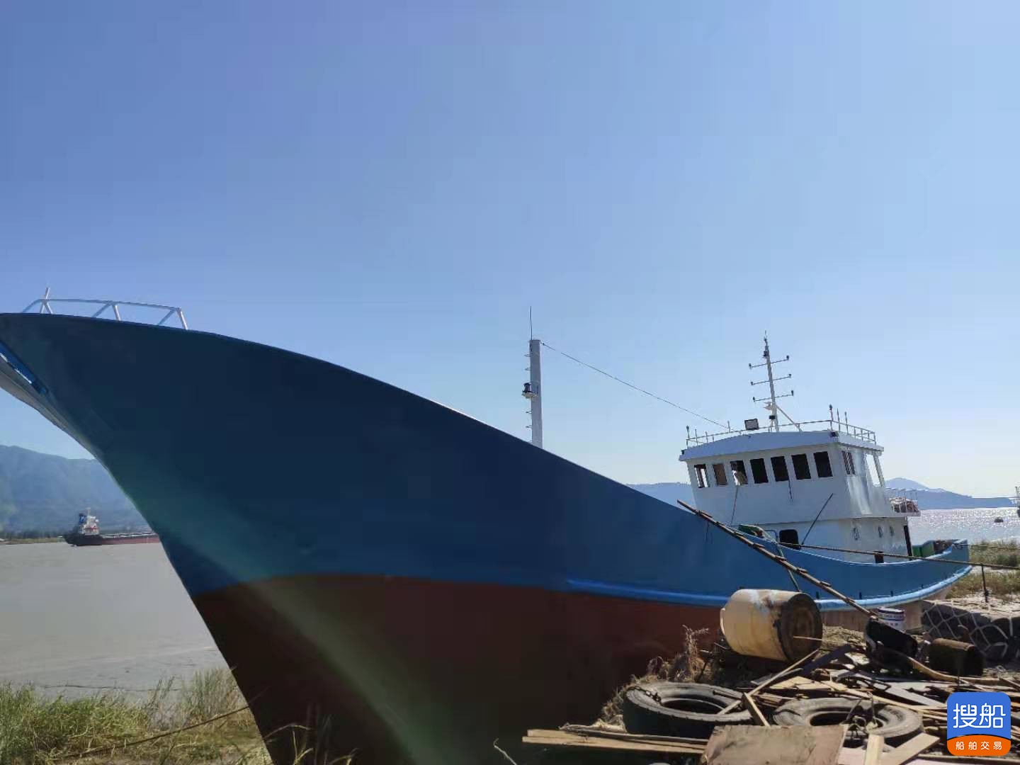 出卖180吨 无证鱼油船 祸建 宁德市-2.jpg
