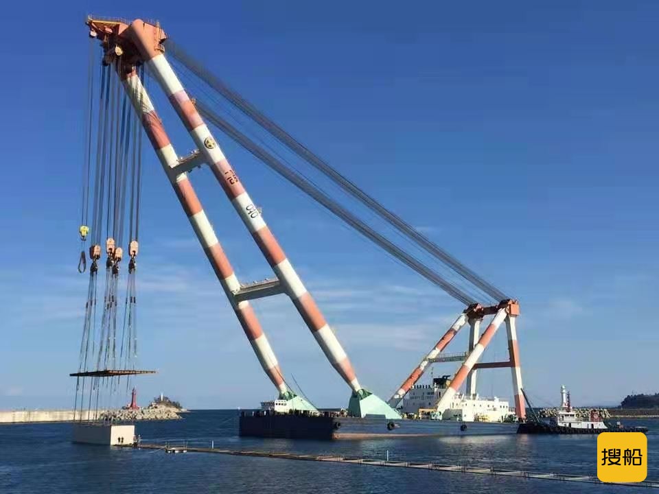 出售2000吨浮吊船山东威海市