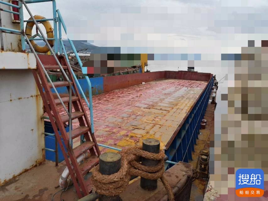 出卖:09年制 3000T船面驳船 祸建 宁德市-4.jpg