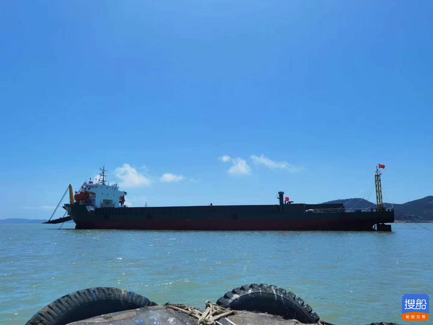 出卖7000吨前驾驶驳船  喷鼻港-2.jpg