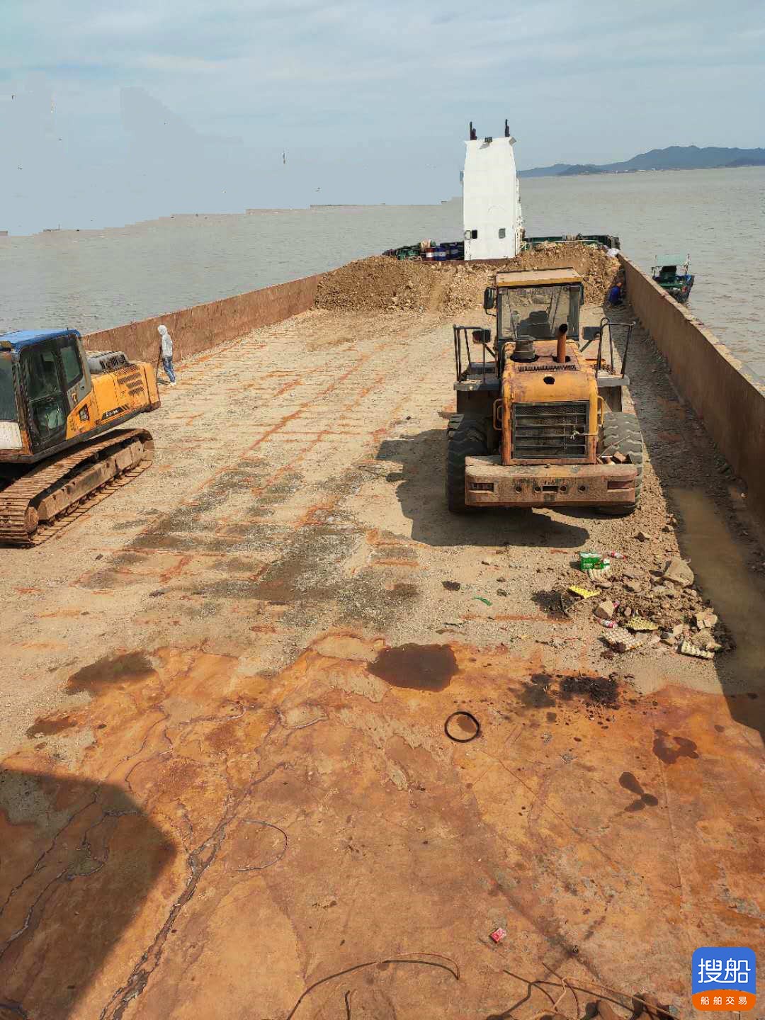 租卖：2014年内地2100T前驾船面货船 山东 潍坊市-2.jpg