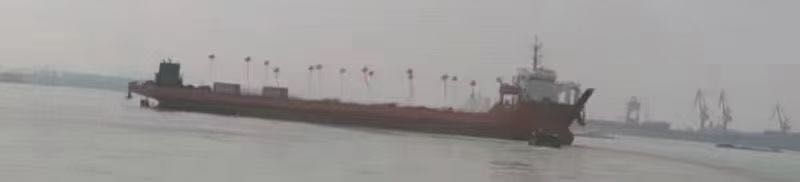 出卖12000吨船面船  喷鼻港-2.jpg