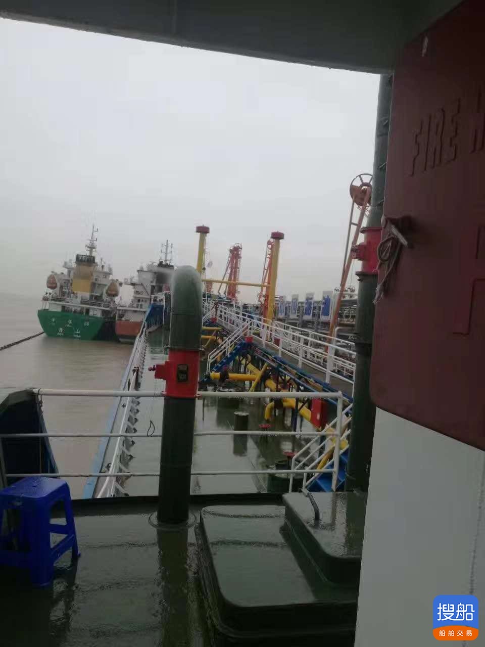 出卖2200吨远洋制品油船-4.jpg
