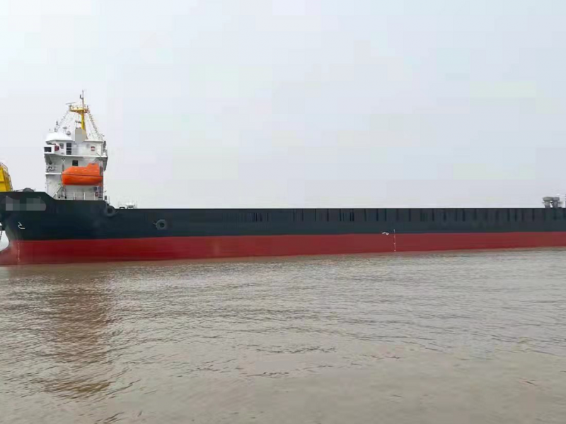 出卖或出租【前驾前跳板船面货船】6750吨2022年江苏制 浙...-2.png