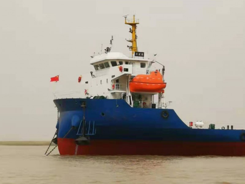 【曲租】28米宽12500吨前驾船面船出租  上海-3.jpeg