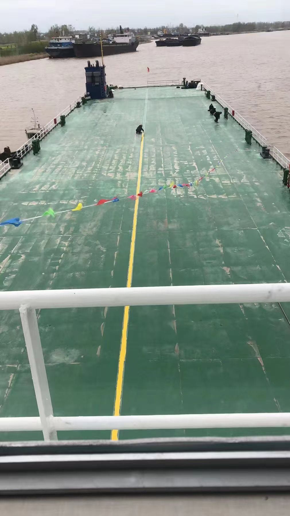 出卖2021制5000吨前驾船面船-2.jpg