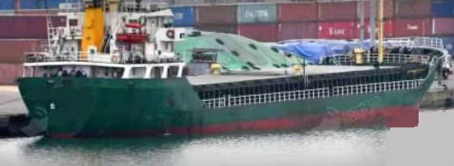 出卖编号449 05年4100吨集货船  祸建-2.jpg