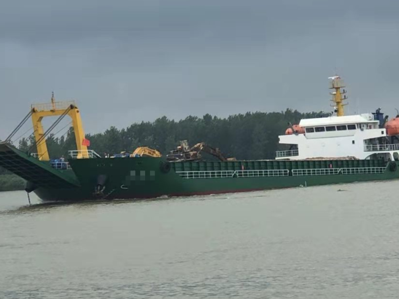 出卖:【后驾前跳板船面货船】5000吨，2020年制，江苏制 浙...-2.png