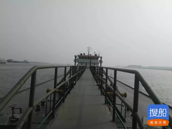 出售2003年造双底双壳双机双桨2950吨内河后驾驶成品油船 ...-3.jpg