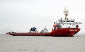 出卖11500吨28米宽前驾驶船面驳远洋 浙江 温州市-2.jpg