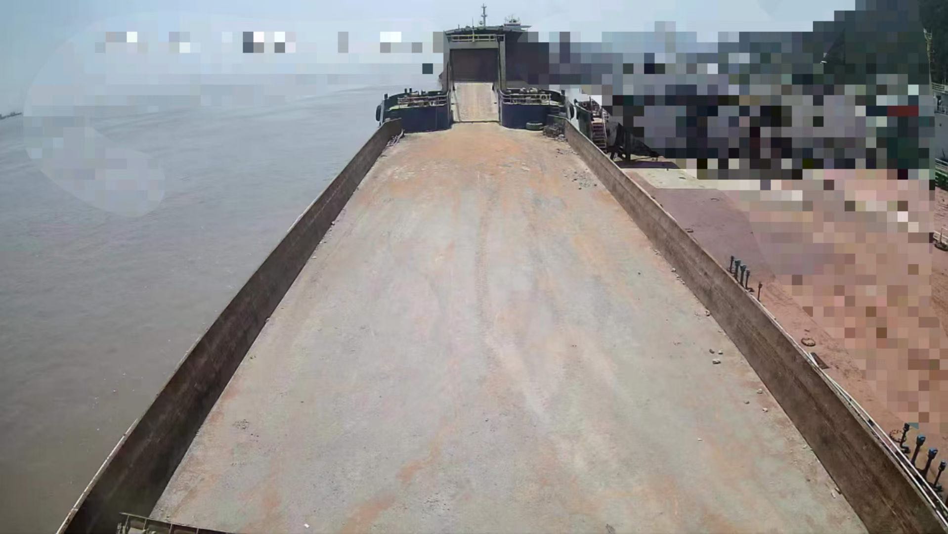 低价卖2021年制8230吨前驾驶驳船  喷鼻港-2.jpg