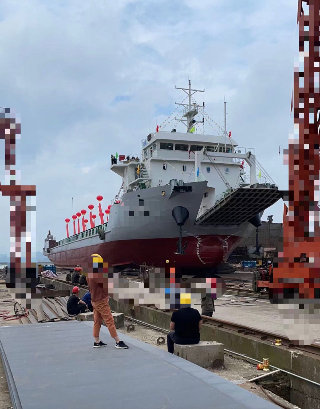 出卖5000吨浙江制前驾驶驳船  喷鼻港-2.jpg