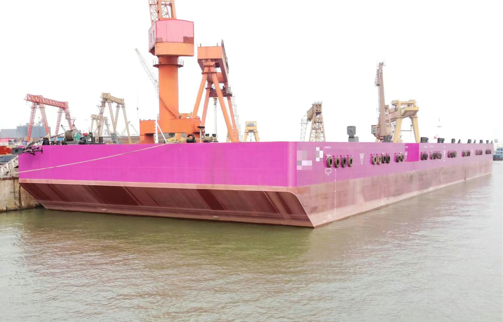 出卖2002年制CCS级无动力船面船  喷鼻港-2.jpg