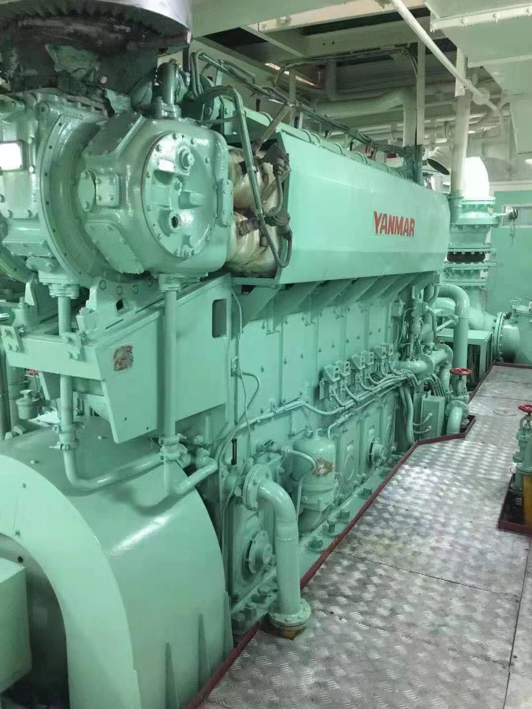 出卖1998年制4000马力齐反转展转拖轮  喷鼻港-2.jpg