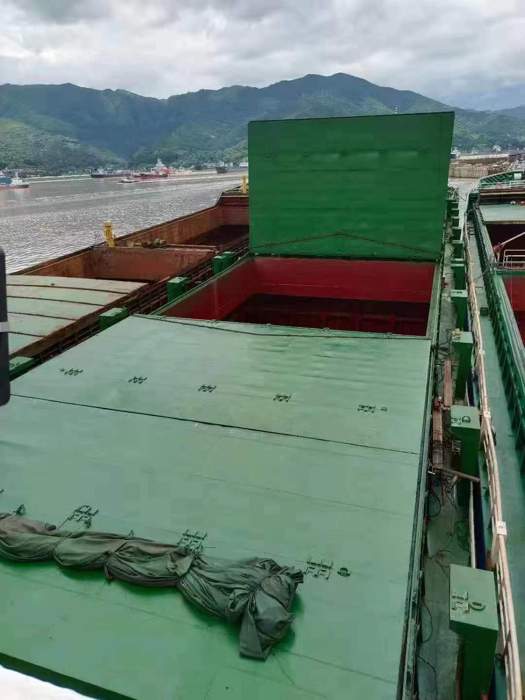 出卖编号690 09年4730吨散拆箱船  祸建-2.jpg