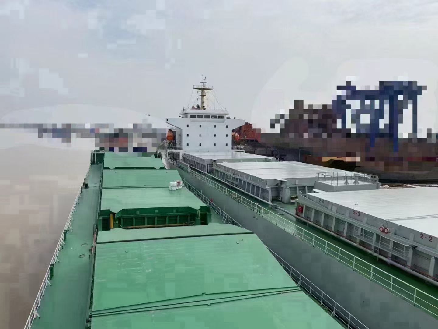 出卖新制13080吨集货船两条  喷鼻港-2.jpg
