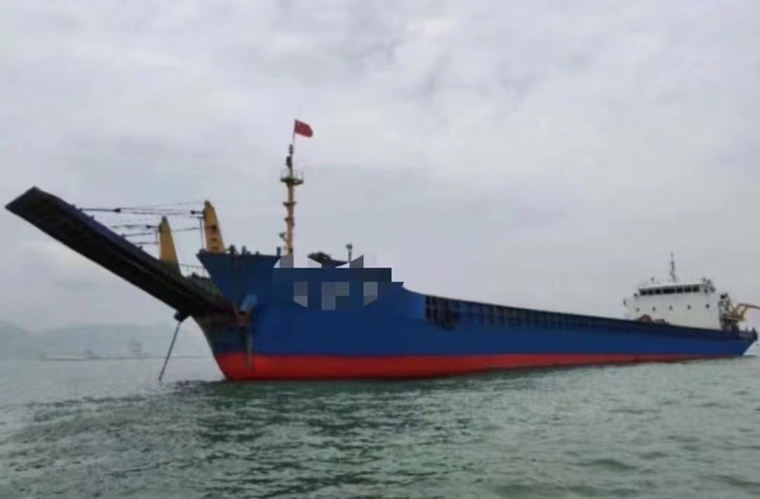 出卖2015年台州制5000吨船面船  喷鼻港-2.jpg