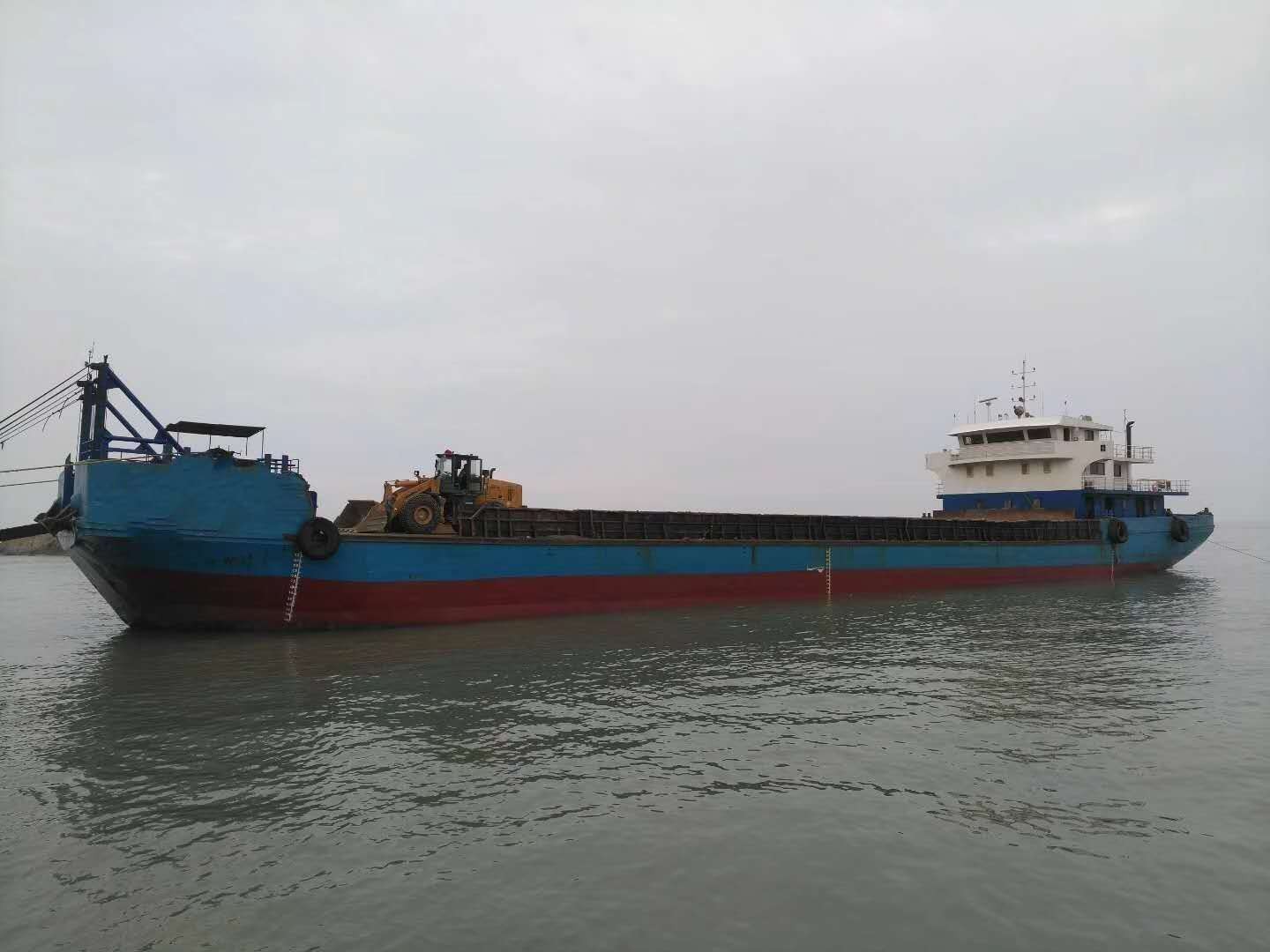 2013年参考载货量1700吨内地船面船 山东 青岛市-2.jpg