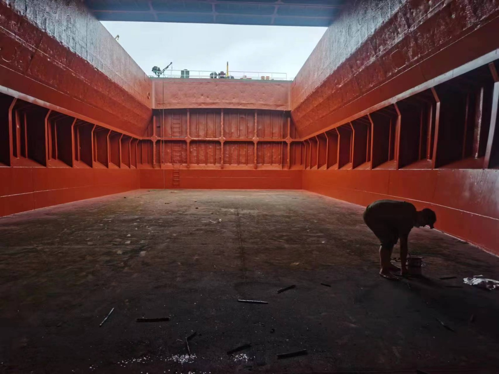 出卖编号949 04年4715吨一样平常干货船  祸建-2.jpg