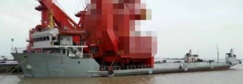 出卖3400吨船面船  喷鼻港-2.jpg