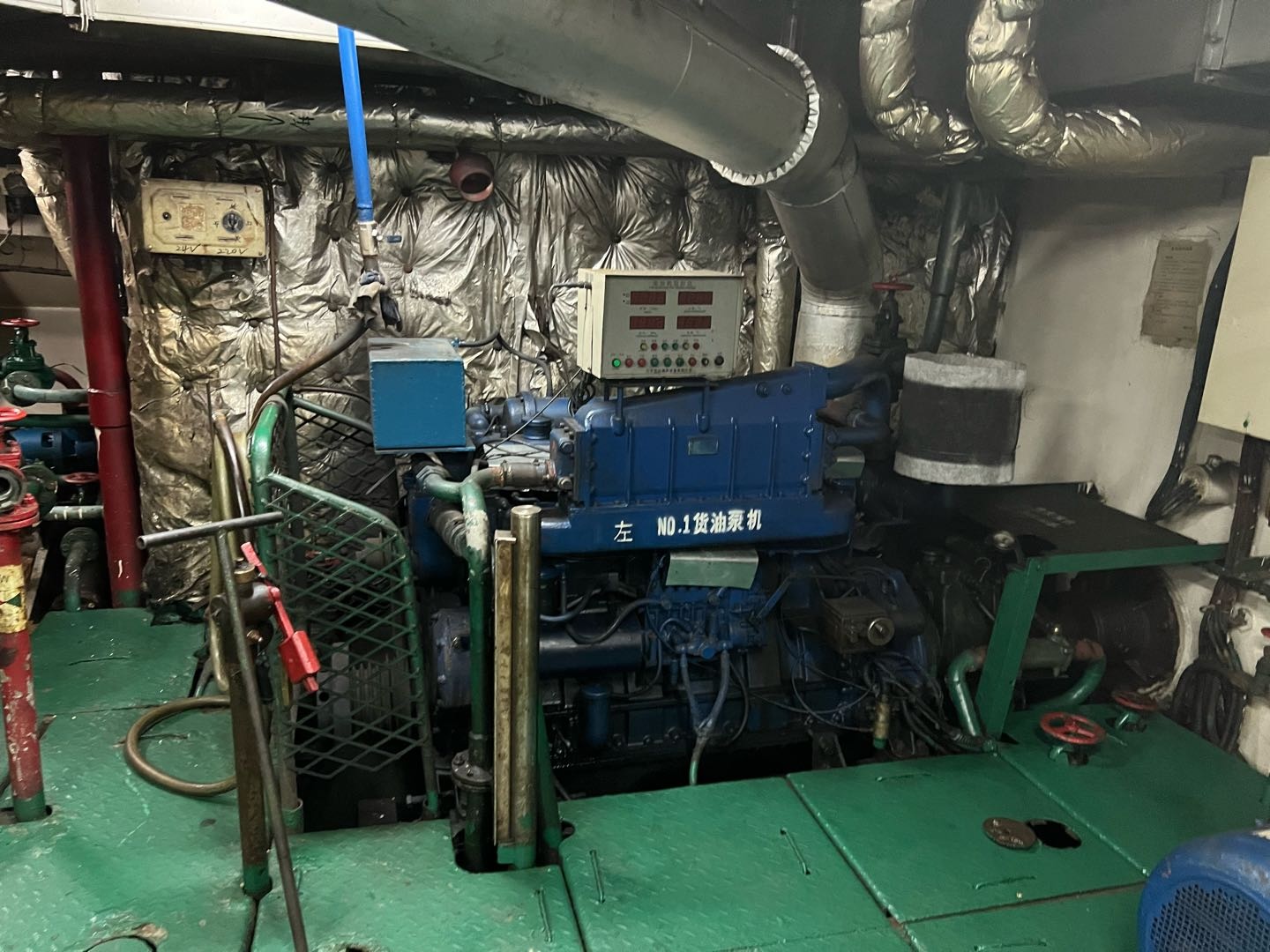 让渡1999年制75000吨表里贸兼营集货船  喷鼻港-2.jpg