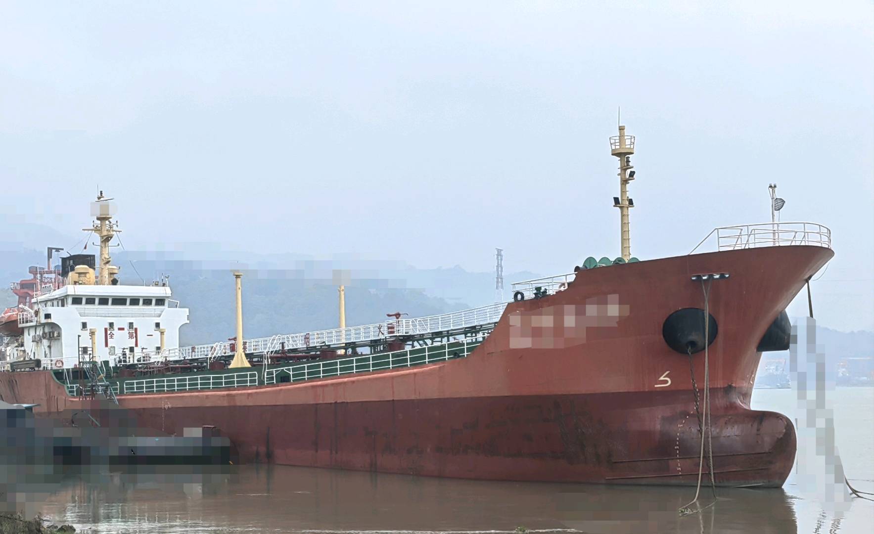 出卖5000吨油船 祸建 宁德市-2.jpg