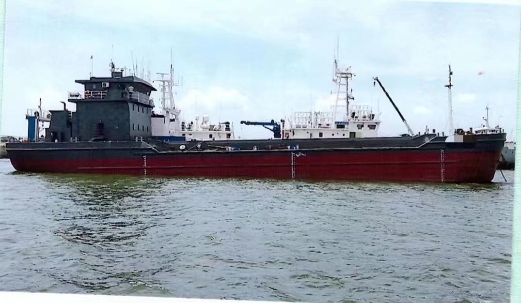 出卖1200开体泥驳  喷鼻港-2.jpg