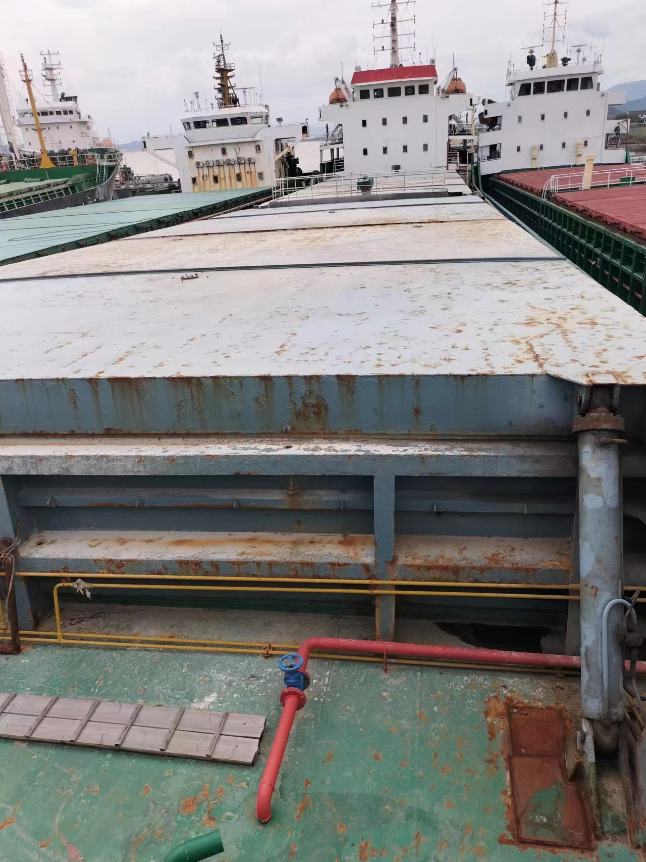 低价卖：2004年远洋4500吨单壳集货船 山东 潍坊市-2.jpg