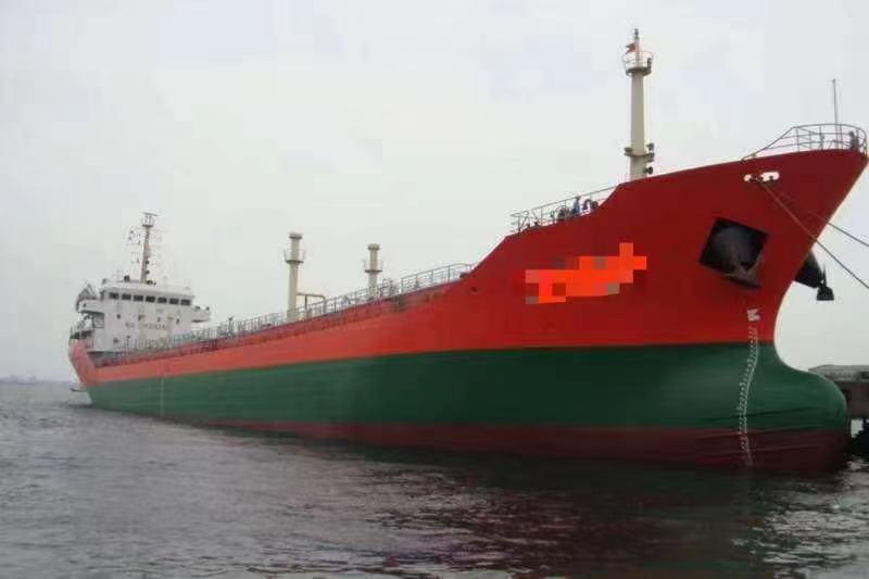 让渡2007-7100t-1780w油船 浙江 台州市-2.jpg