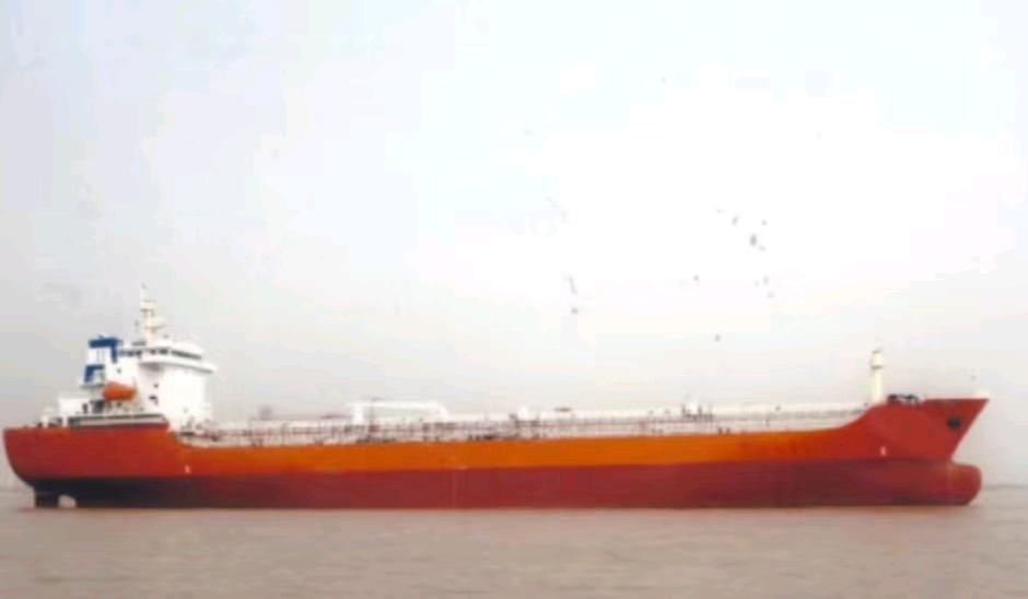 Sale of 16700-ton tanker 祸建 祸州市-2.jpg