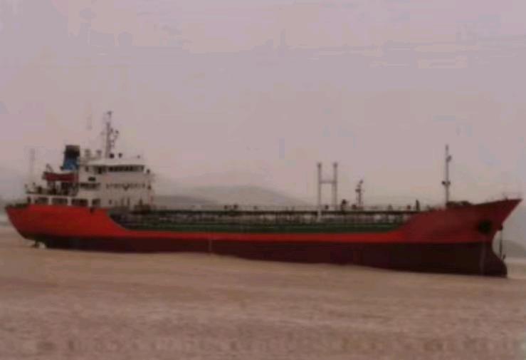 Sale of 3400-ton tanker 祸建 祸州市-2.jpg