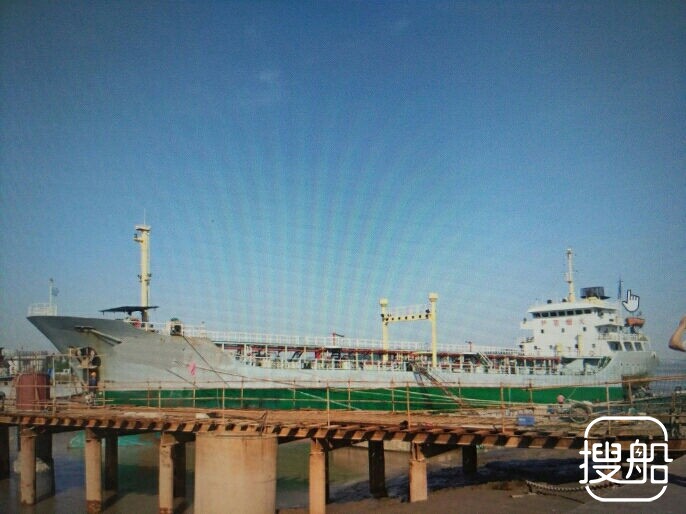 4450吨成品油船-2.jpg
