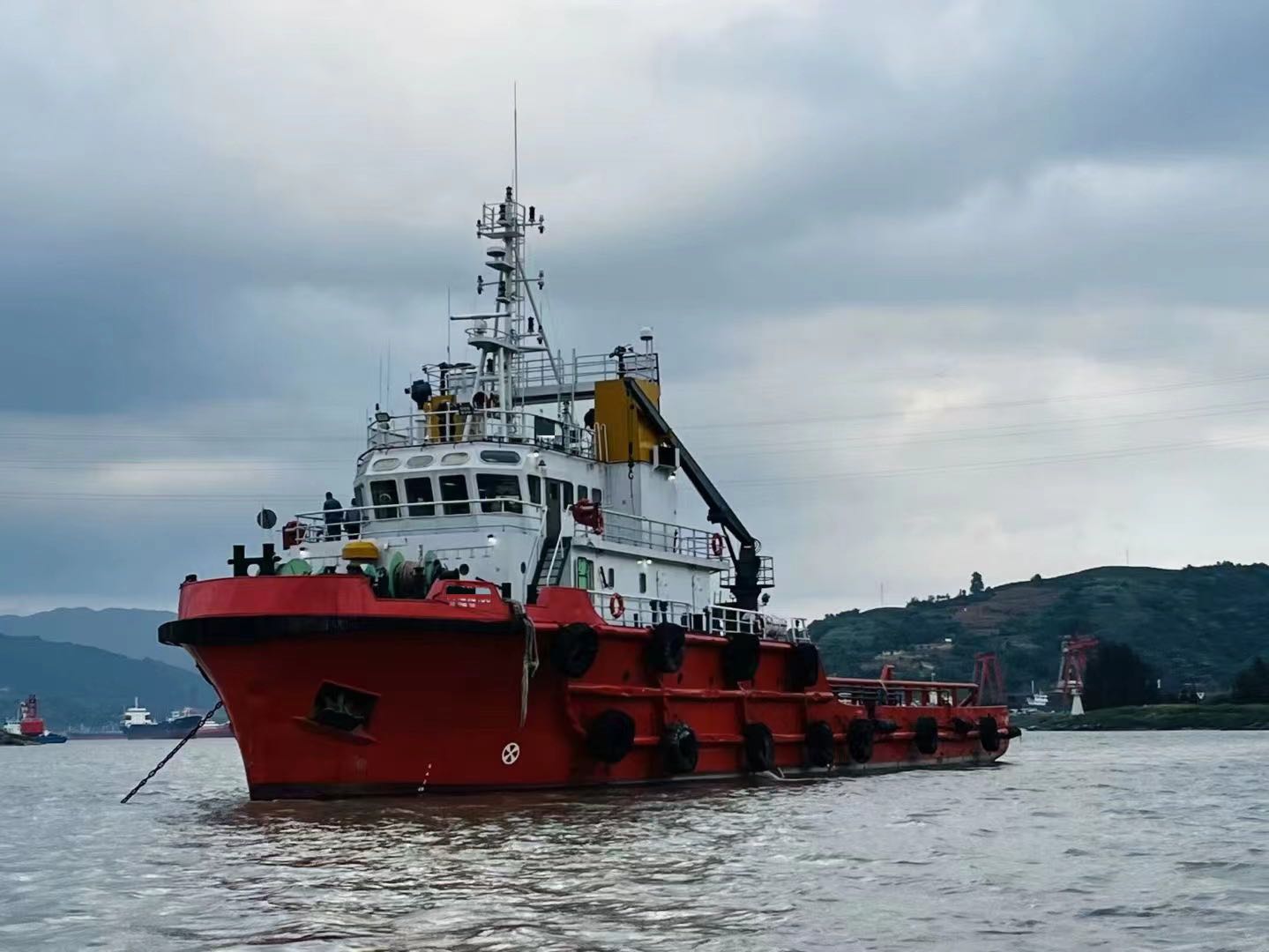 For sale: 4,000 horsepower ordinary tugboat, built in China in December 2010. 祸-2.jpg