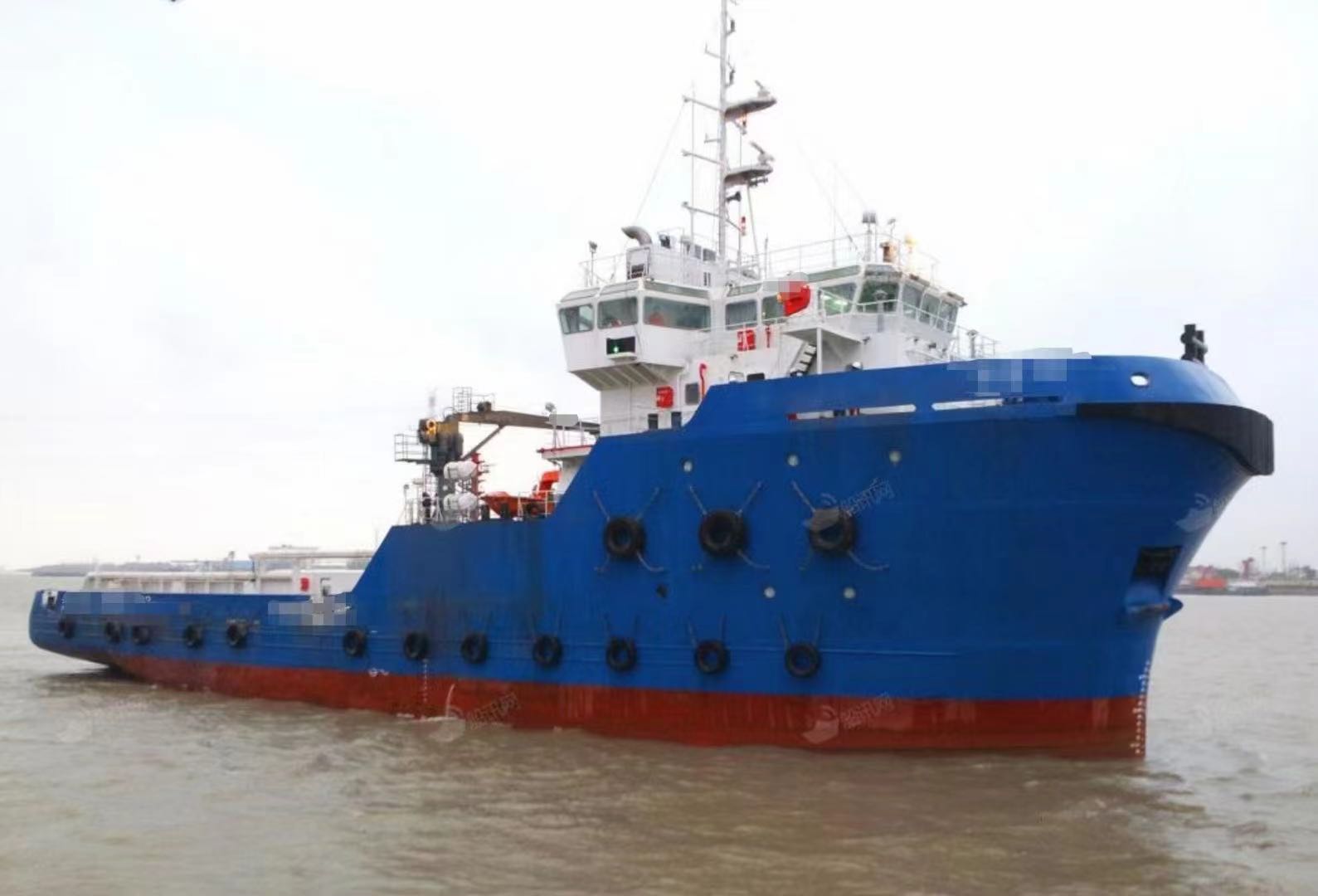 卖5200马力近海拖轮  喷鼻港-2.jpg