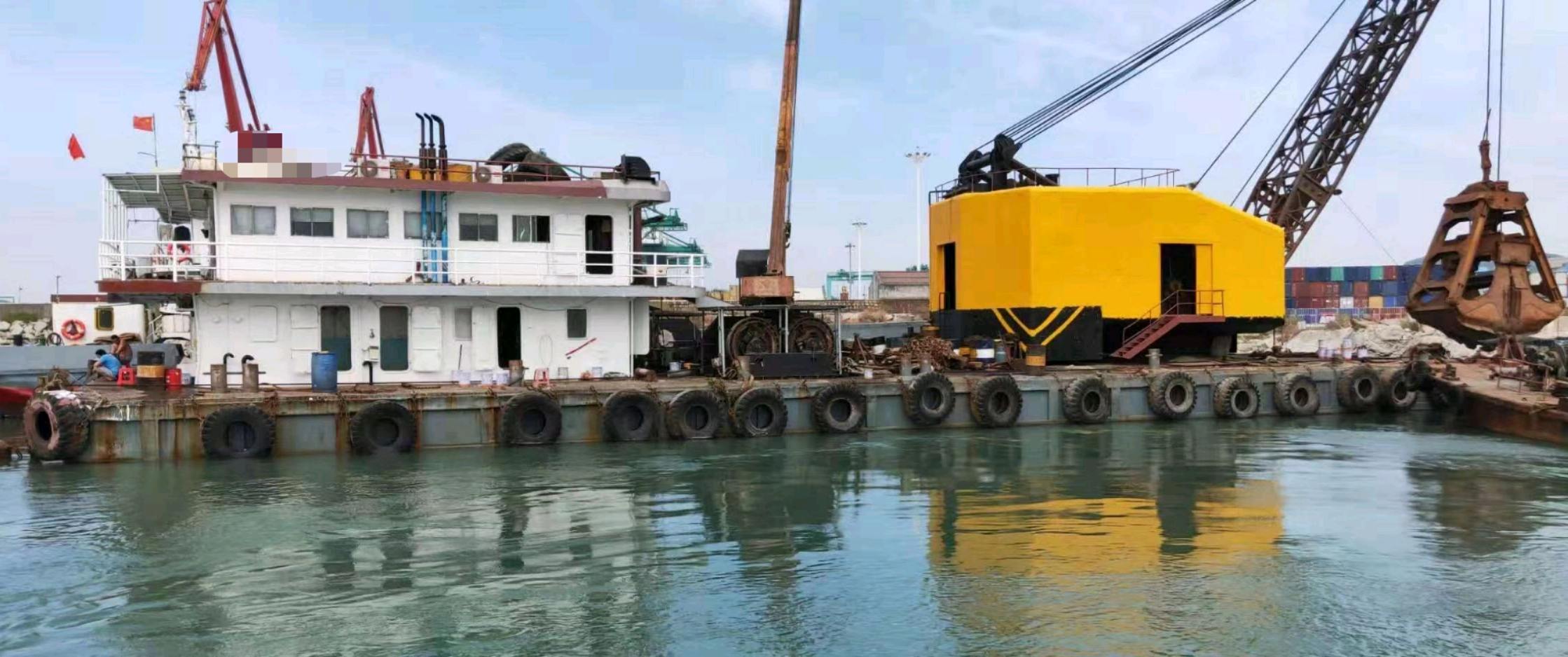 出卖：《凶船街518》 11圆抓斗式挖泥船 2007年广东中山CCS竣工 江苏 扬州市-2.jpg