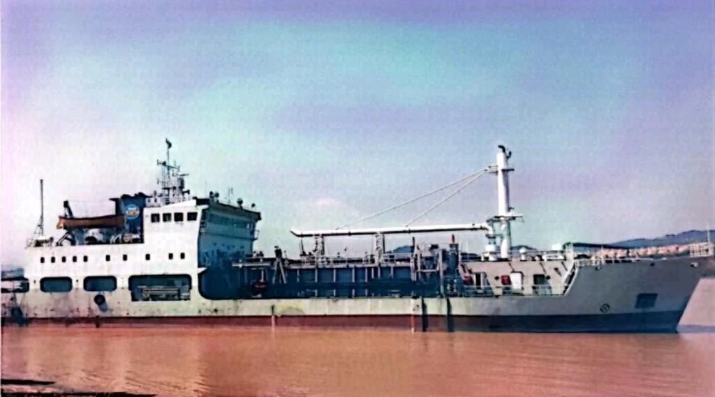 出卖CCS级1350吨耙吸式挖泥船 江苏 北京市-2.jpg