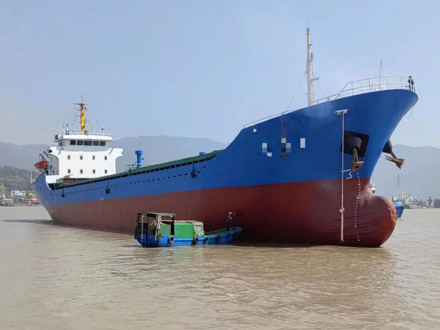 船东拜托出卖3300吨货船： 年夜舱心/舱心宽10.2米合适拆载散拆箱/ 2003年浙江制作 祸建-2.jpg