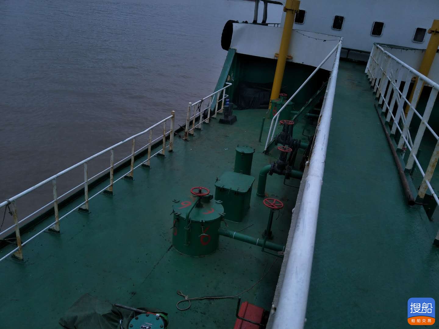 售：2009年近海961T油船 山东 潍坊市-2.jpg