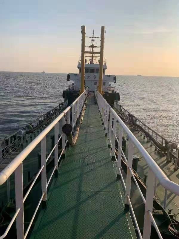 出售864T油船 江苏 南通市-2.jpg