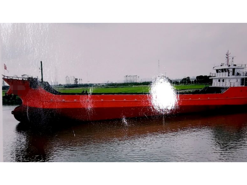 出售:污油回收船1000吨，2018年江苏造，双底双壳 浙江 台州市-2.png