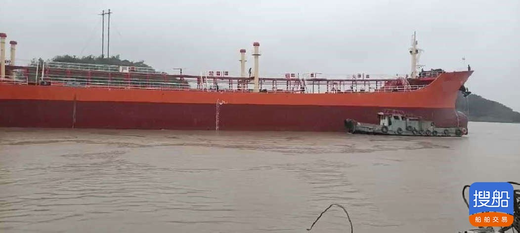 售：2002年近海4750吨一级油船 山东 潍坊市-2.jpg